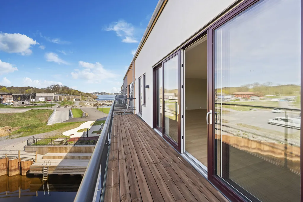 Balcone - Apartment with Sea View in Agnespassasjen