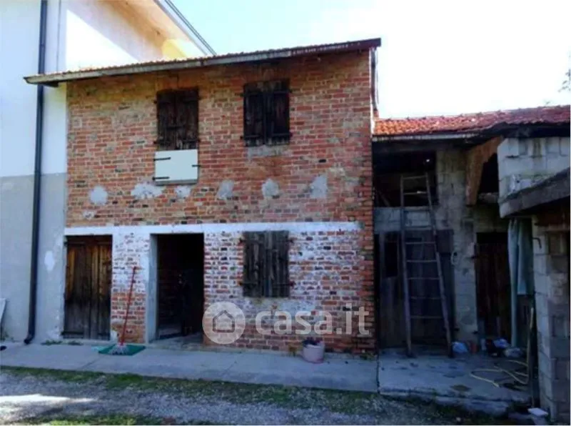 Exterior - Ground Floor Apartment with Garden in Brugnera