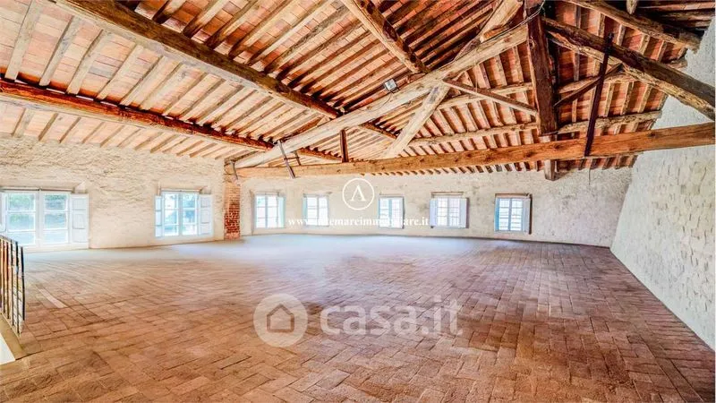 Pièces - Historic Millhouse with Original Features in Camaiore