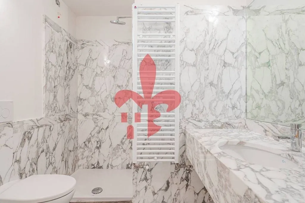 Salles de bain - Luxury Apartment with Terrace in Florence