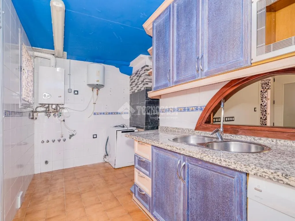 Cucina - Fully Renovated Duplex with Patio in Granada