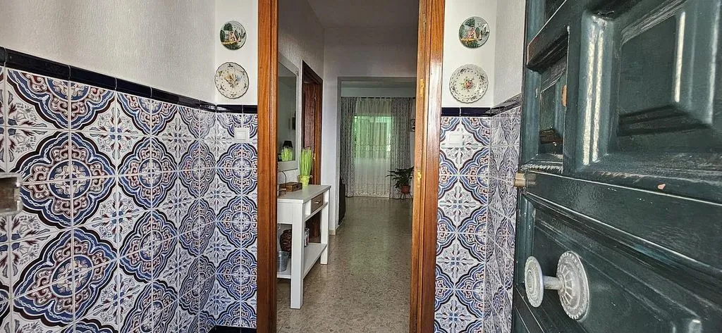 hallway_entrance
