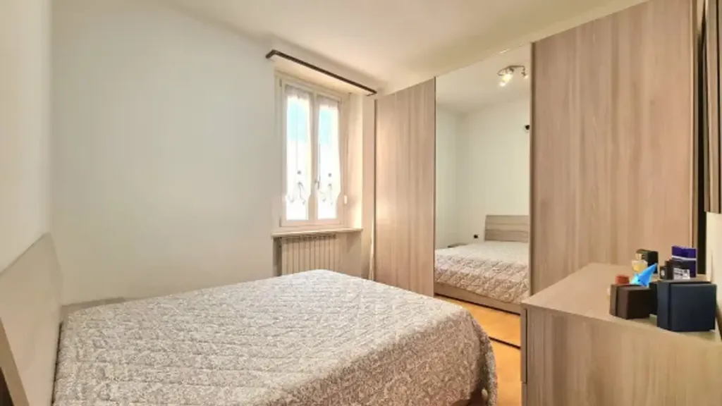 Camere da letto - Appartamento ristrutturato con balcone a Legnano