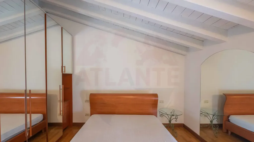 Magamistoad - Duplex in Exclusive Residence, Castegnato