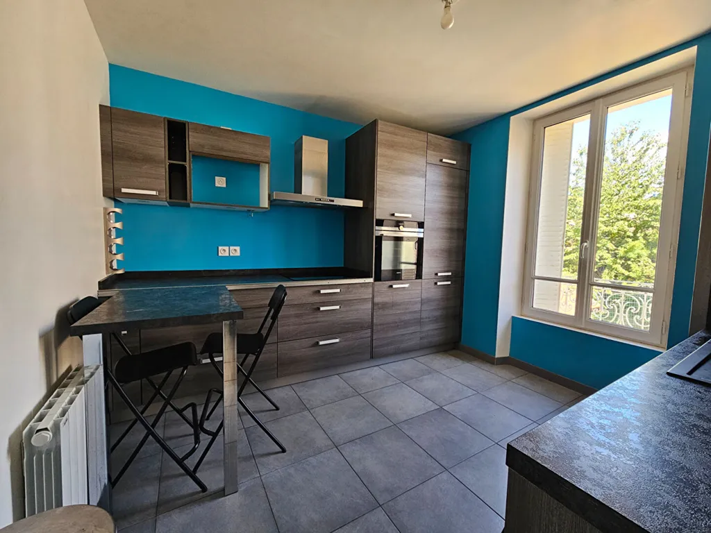 Cucina - 3-Bedroom Flat with Parking in Mennecy