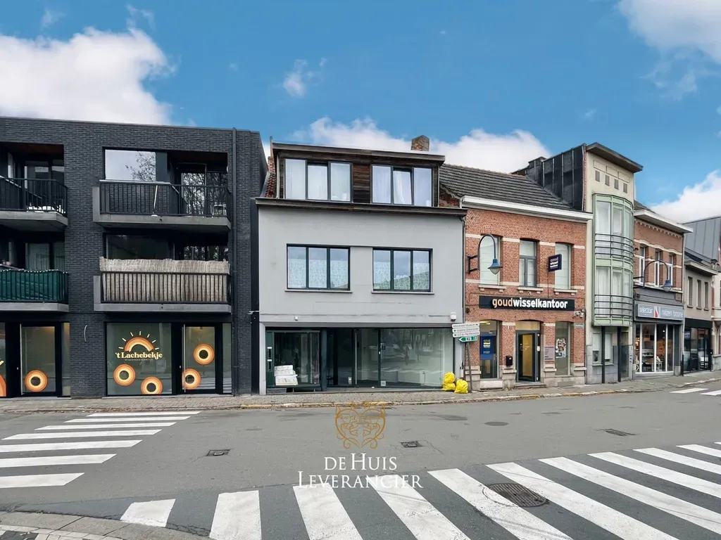 Esterno - Mixed-Use Property with Commercial Space in Kontich