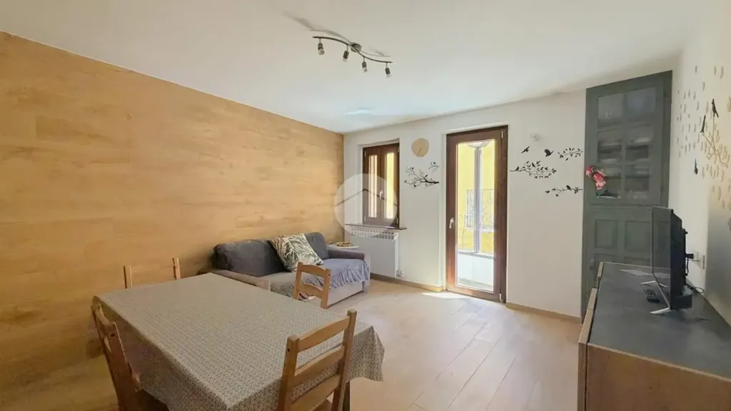 Séjour - Modern Trilocale with Balcony in Vezza d'Oglio