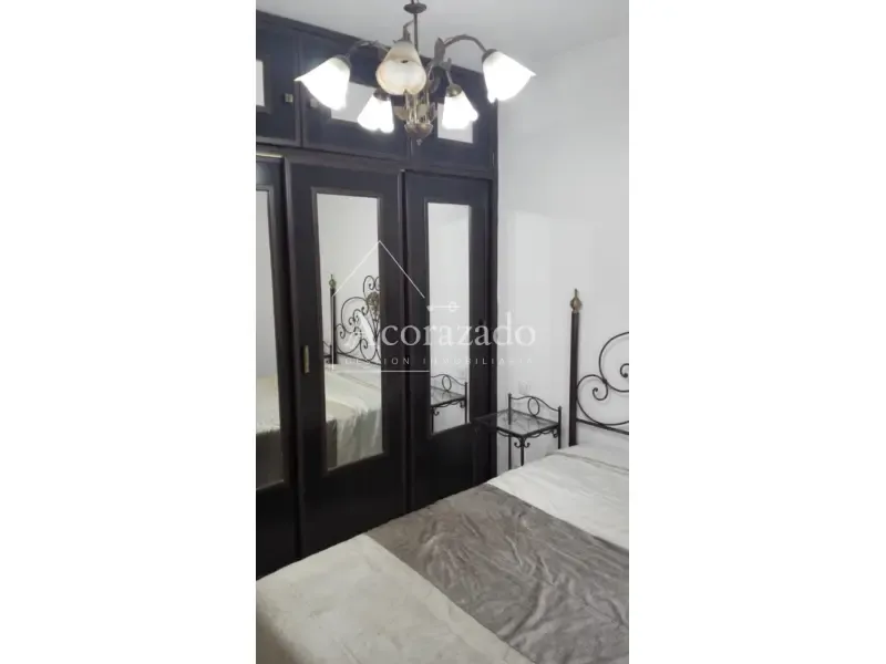Chambres - Furnished Flat with Terrace near University