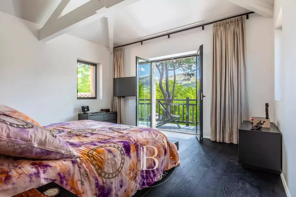 Chambres - Villa en Pierre avec Vue Montagne à Ascain