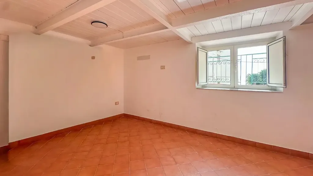 other_room