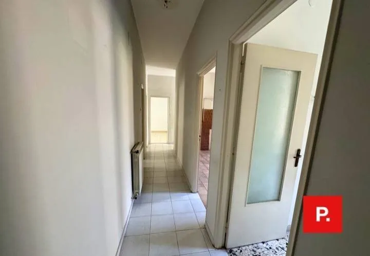 Entrée - Apartment for Renovation in Caserta Centre