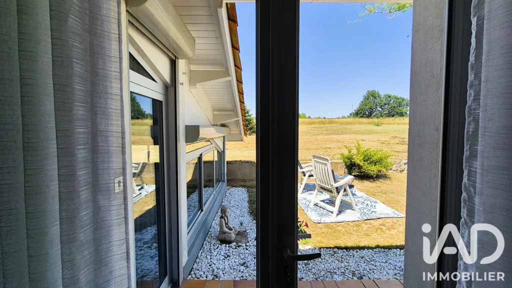 Jardin - Maison avec Piscine et Jardin à Sauveterre-de-Guyenne