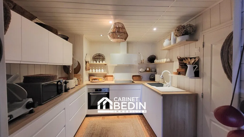 Cuisine - Maison Rénovée avec Piscine au Calme à Claouey