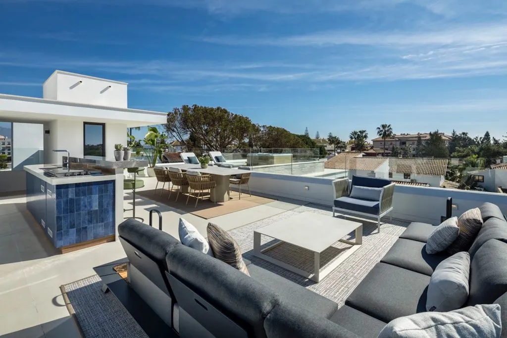 Terrass - Luxury Villa with Pool in Marbella