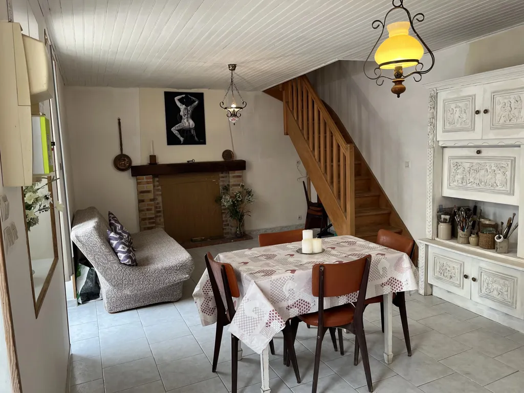 Sala da pranzo - Quirky Hamlet with Veranda in L'Isle Jourdain