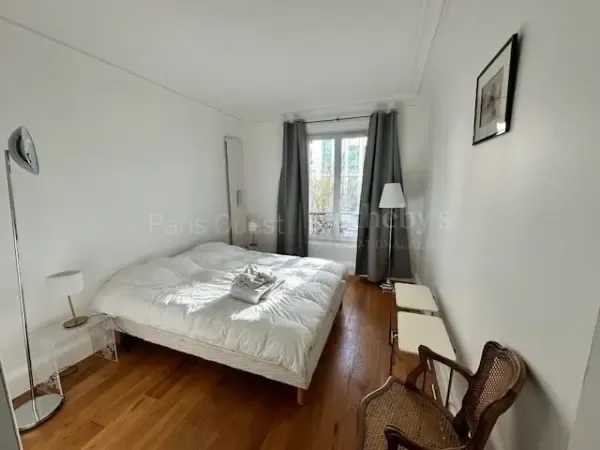 Chambres - Appartement de Charme avec Ascenseur sur Boulevard Malesherbes