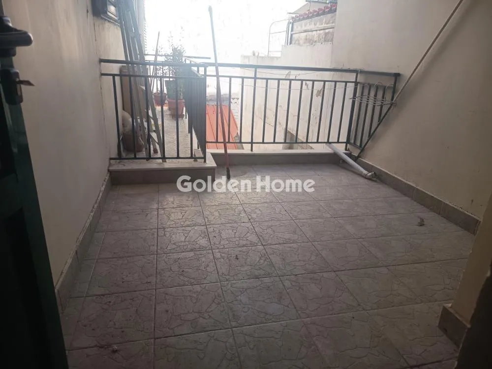 Balcon - Apartment with Terrace in Ano Englianos