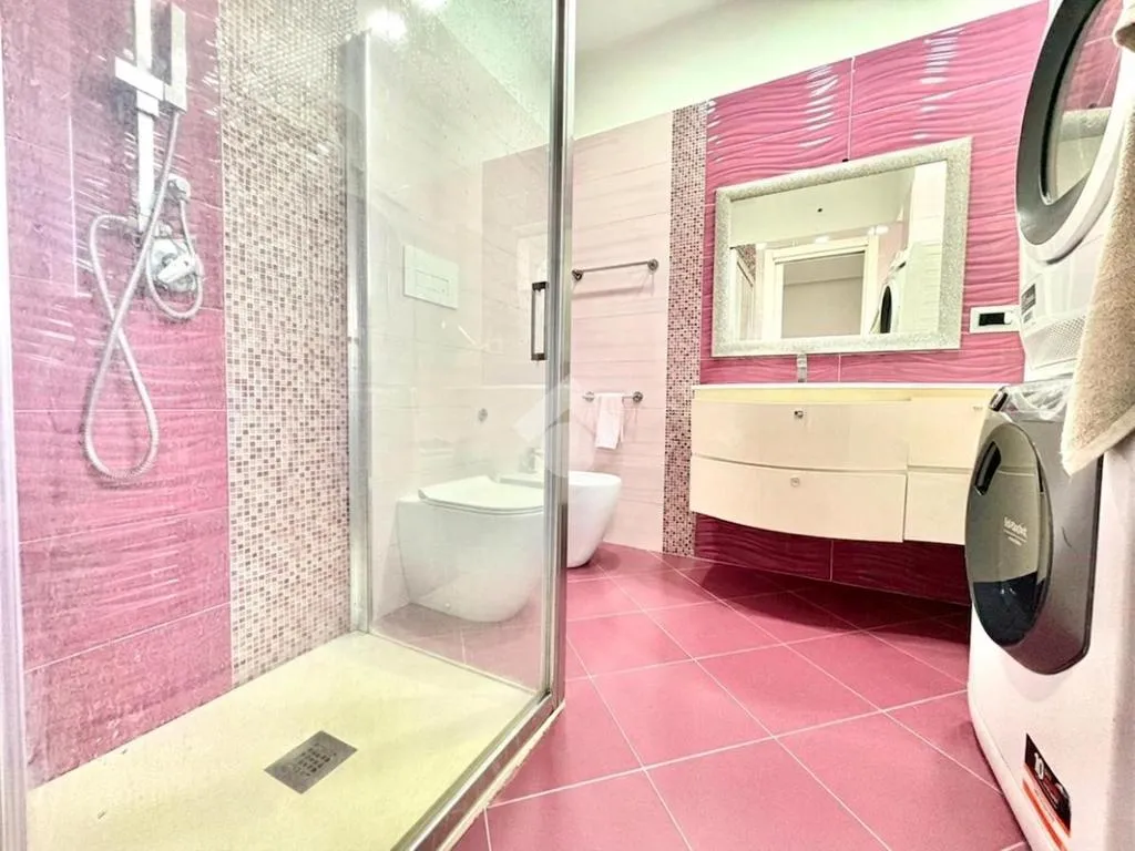 Salles de bain - Panoramic Apartment with Balcony in Naples
