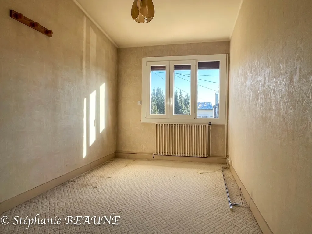 Toad - Five-Bedroom House with Garden in Eaubonne Centre