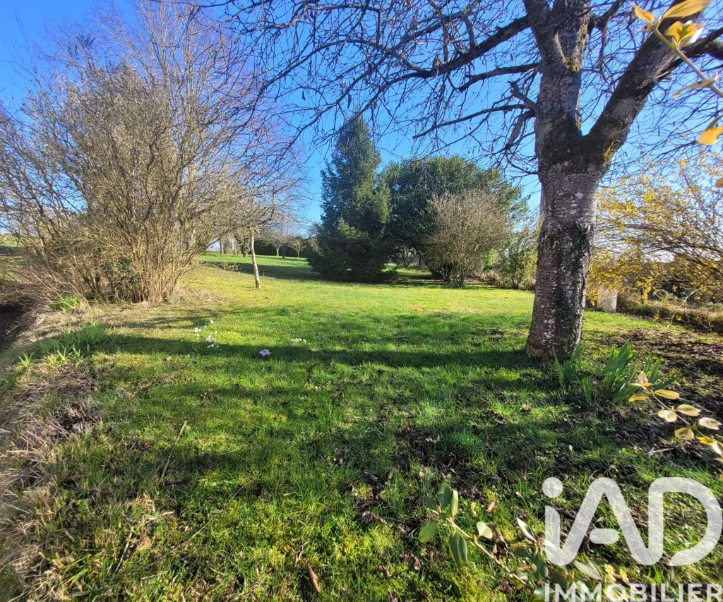 Jardin - Terrain à Bâtir Calme à Esternay