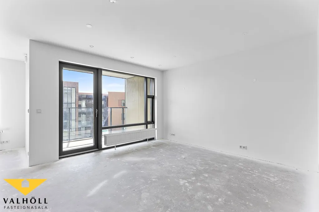 Pièces - Modern Apartment with Balcony in Reykjanesbær