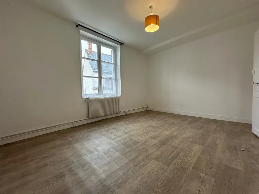 2-bedroom house in Cour Cheverny