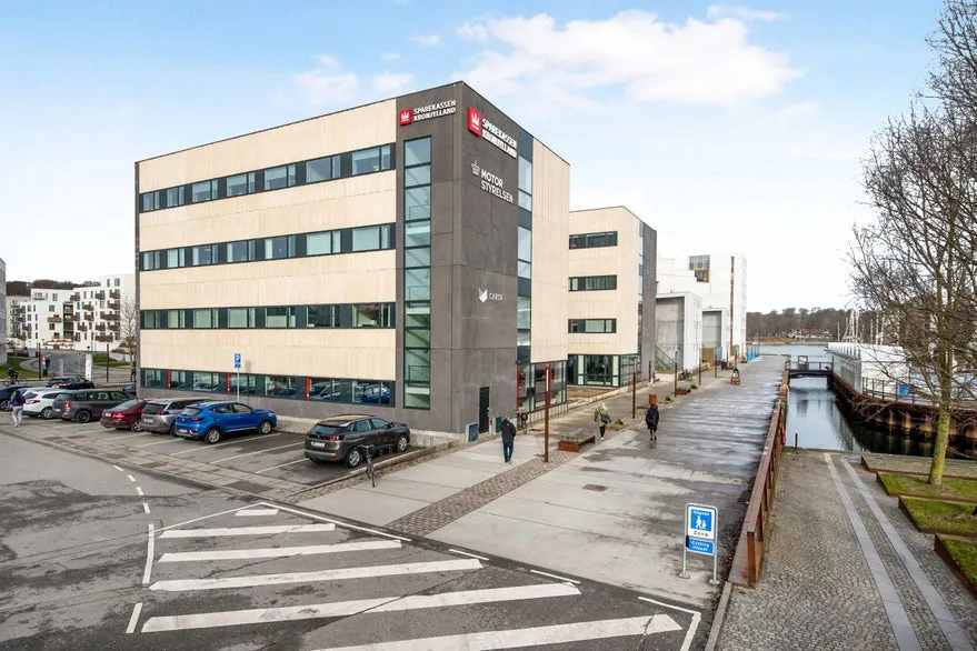 Extérieur - Office Space with Parking in Harbour Area