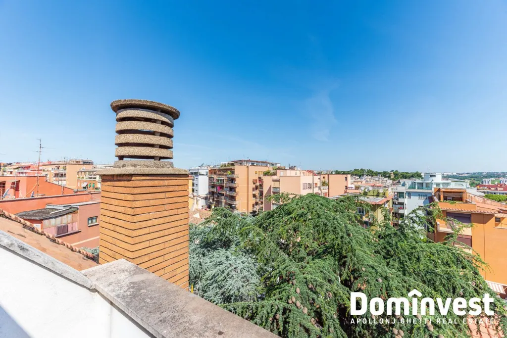 Terrass - Attico with Panoramic Terrace in Via Aurelia