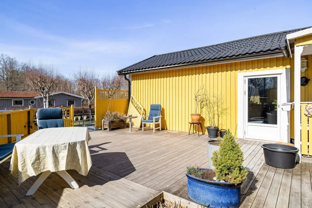 Terrasse - Villa with Garden near Linköping