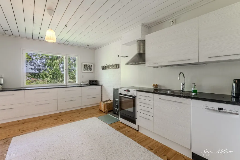 Cuisine - Renovated Detached House with Sauna in Lohjan Immula