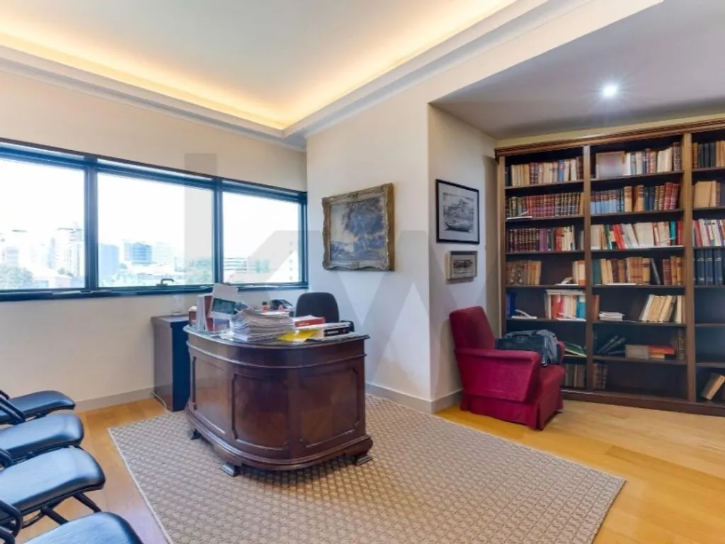 Kabinet - Luxury Office Space in Porto's City Centre