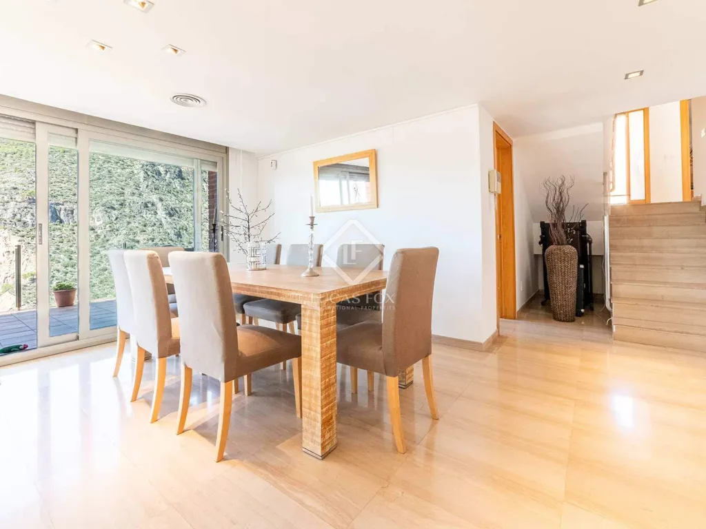 Salle à manger - Villa with Sea and Port Views in Sitges