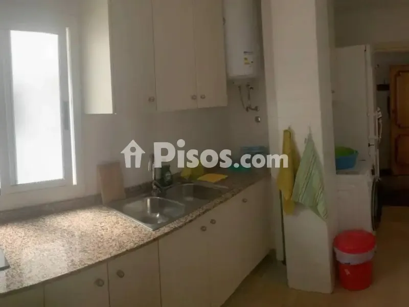 Cuisine - Spacious Apartment with Balcony in Murcia
