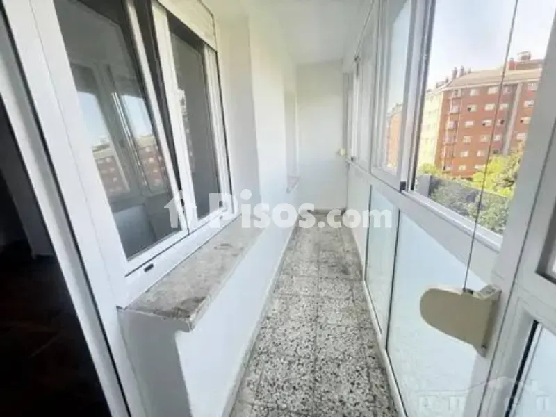 Balcon - Apartment with Park Views in Gamonal-Capiscol