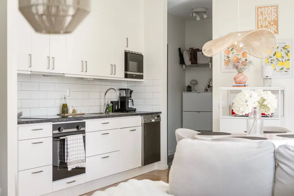 Cuisine - Modern Flat with Balcony in Södra Ladugårdsängen