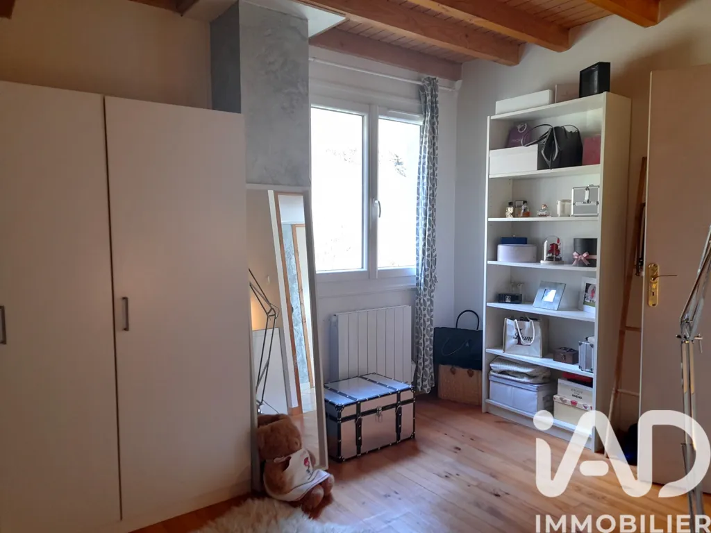 Magamistoad - Charming House with Large Garage in Le Haut-Bréda