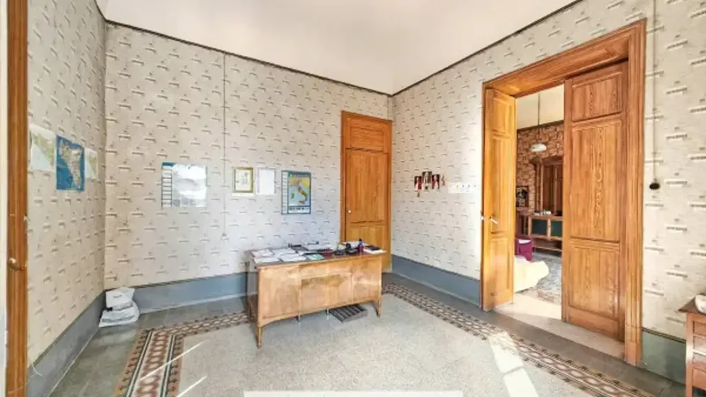 Kabinet - Spacious Apartment with Balcony in Canicattì