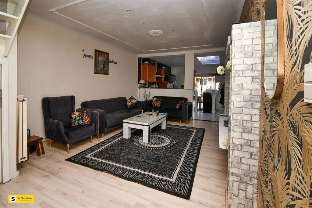Séjour - Maison Charmante avec Terrasse à Deurne