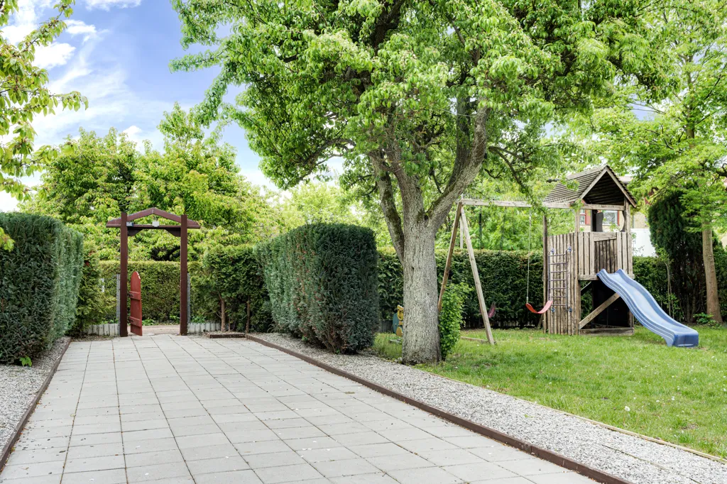 Aed - Cottage with Orchard in St Olovs Vång