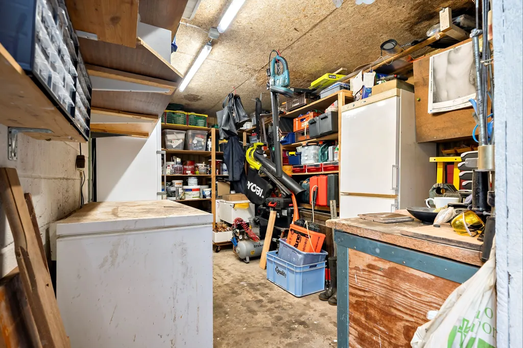 garage