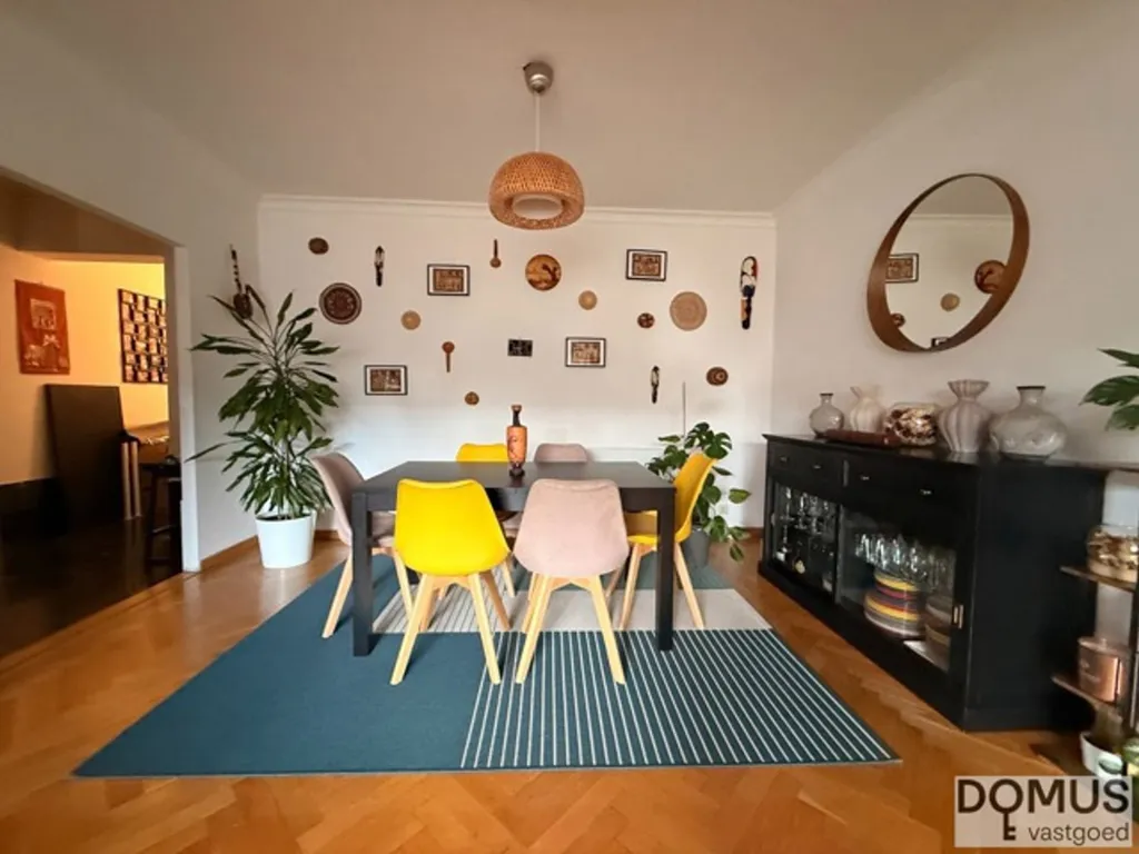 Söögituba - Apartment with Terrace in Evere