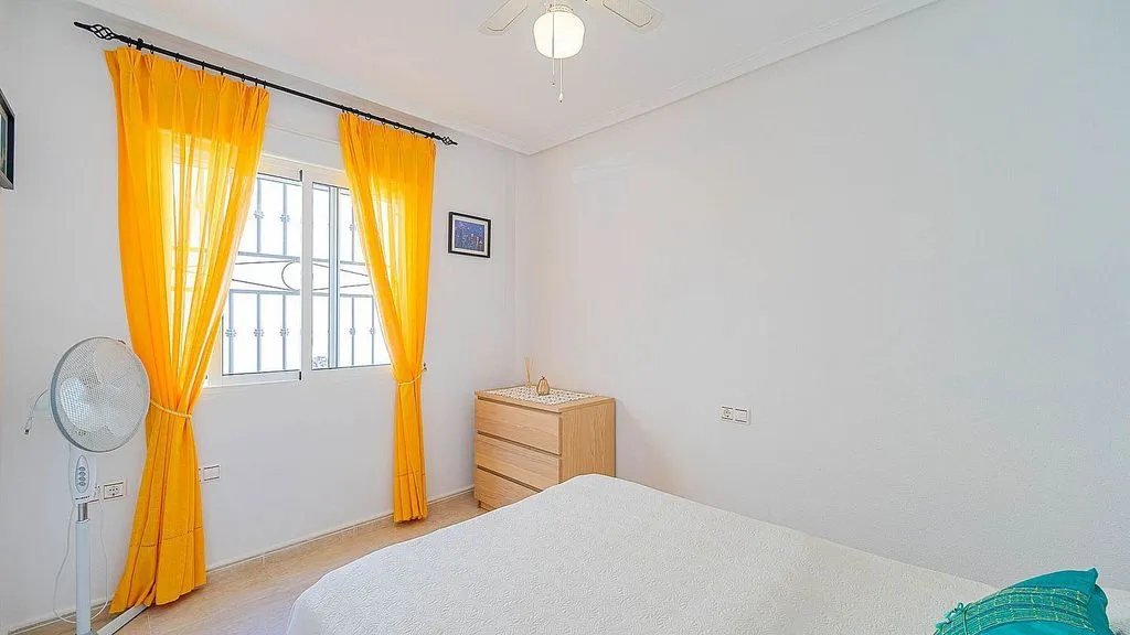Chambres - Ground Floor Apartment with Pool in Orihuela Costa
