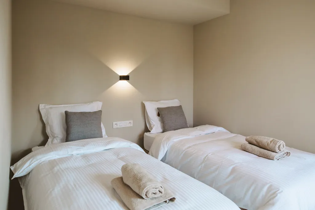 Chambres - Studio avec Parking à Mol