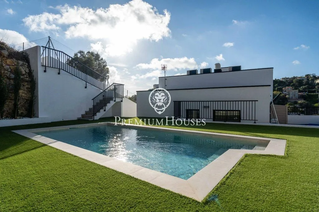 Piscine - Luxury House with Pool in Segur de Dalt, Calafell