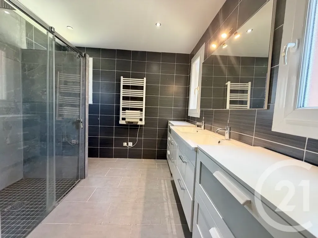 Vannitoad - House with Pool in Lunel