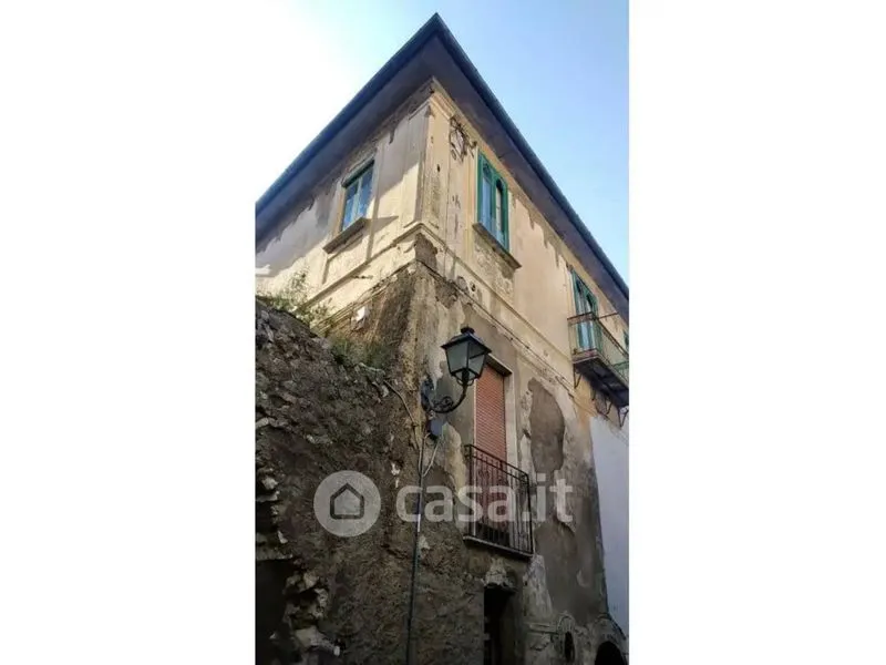 Välivaade - Rustic Property with Garden in Solofra