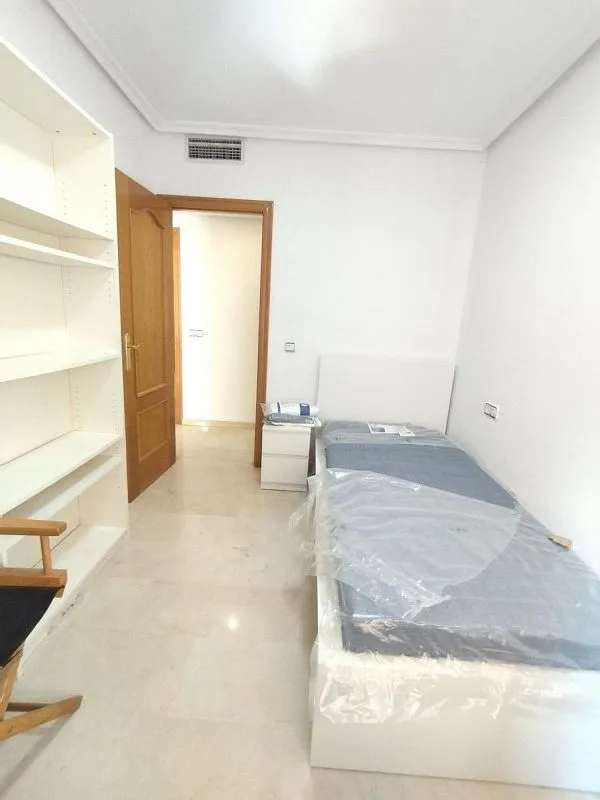 Chambres - Furnished Flat with Balcony in Murcia Centre