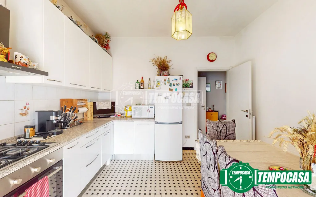 Cuisine - Renovated Apartment with Balconies in Ovada