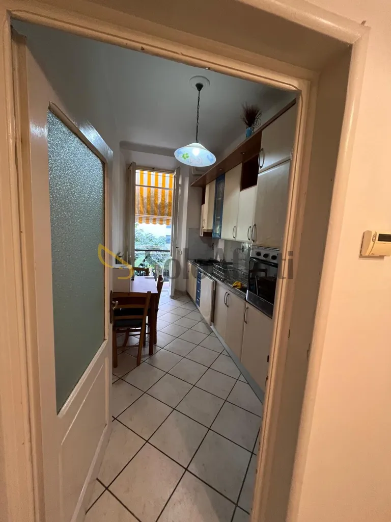 Köök - Studio in Shared Flat with Balcony in Viale Redi