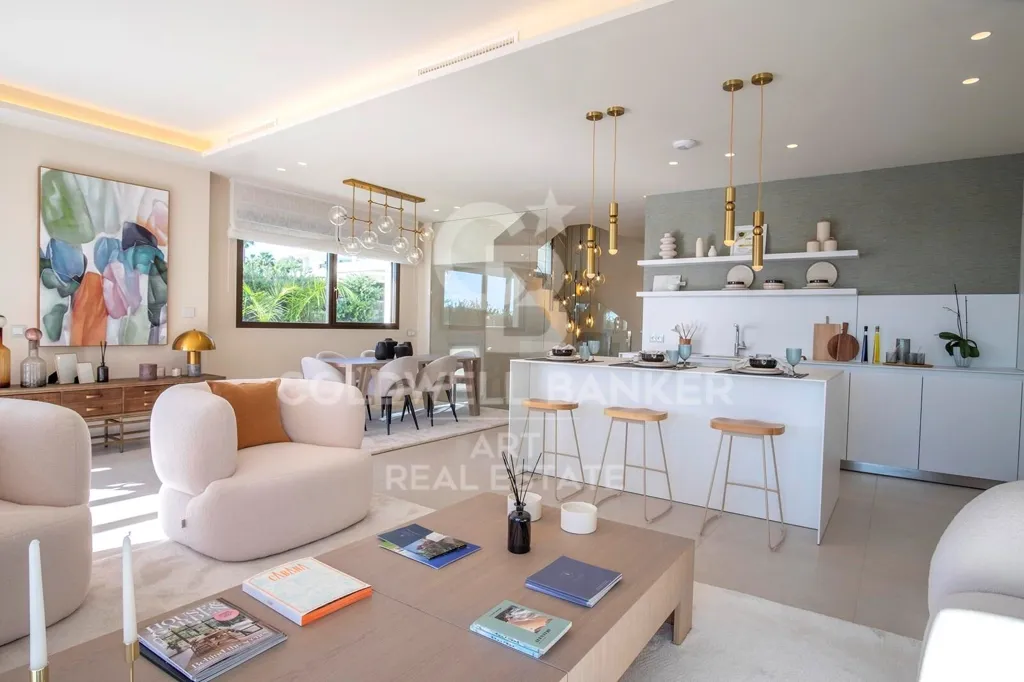 Elutuba - Modern Villa with Sea View in Estepona